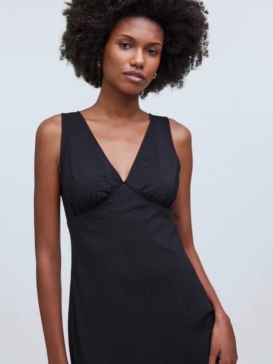 Madewell Dresses & Skirts - Madewell Ariana midi dress black deep v neck curve hugging bias dress nwt